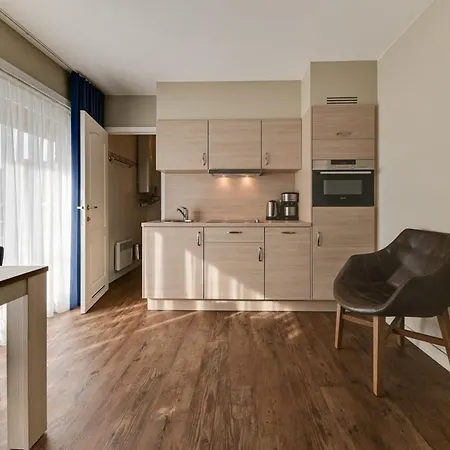 Studio For 2 People With Double Bed *
